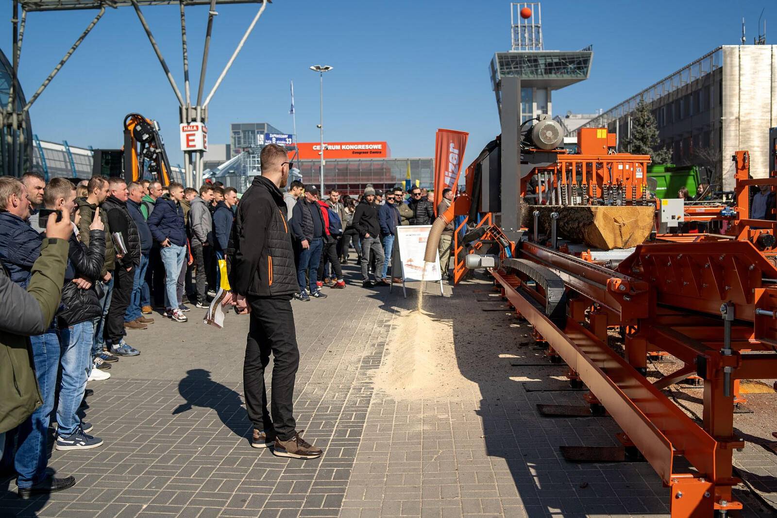 las-expo-2023-fota1.jpg