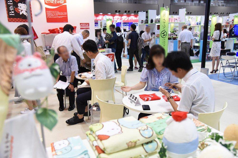 OP-lifestyle-expo-about-giftex-03-TM2_4060.jpg