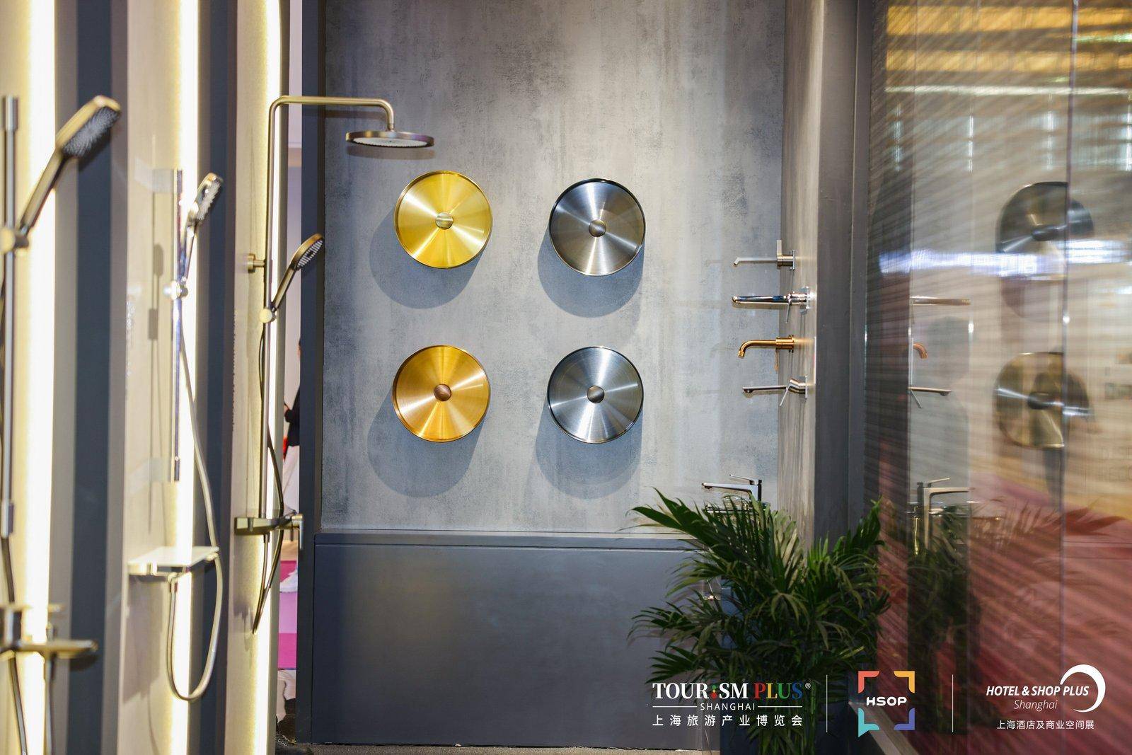 2_1600_3000_gif - 2025-11-19T113934.895.jpg