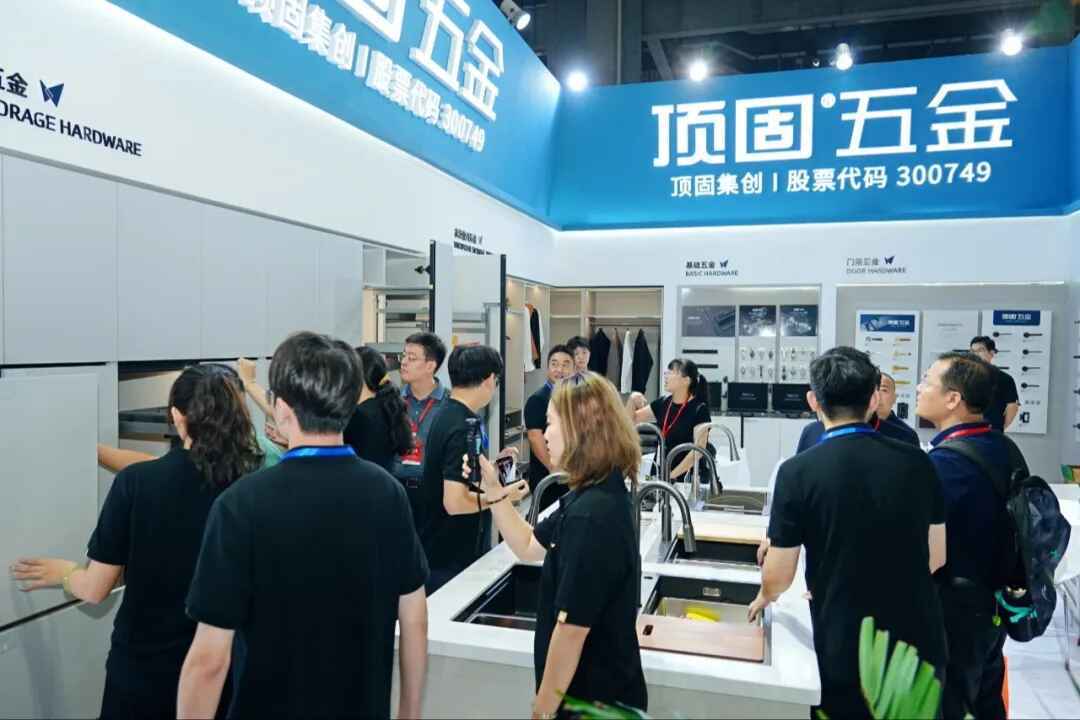 640 (8).jpg