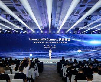 不止于“聪明的床”？慕思与鸿蒙的卧室“新实验”