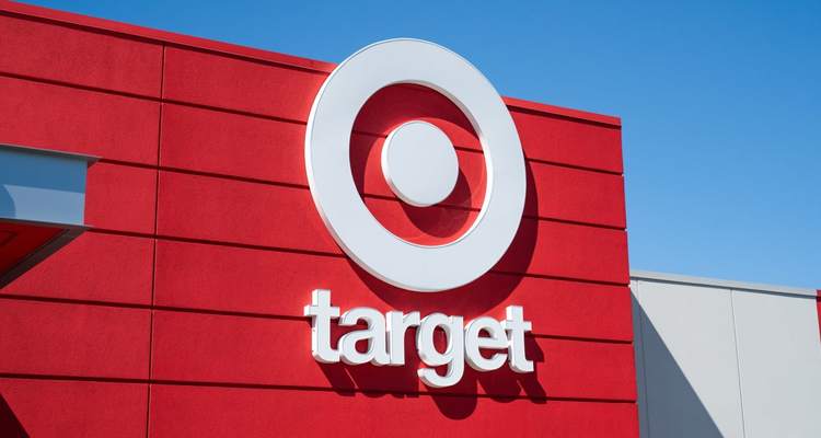 塔吉特营收承压，总部裁员近2000人