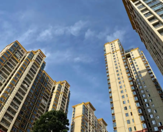 楼市回暖信号明显，二手房渐成“顶流”