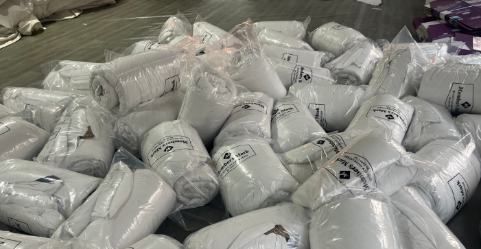 海门捣毁一假冒“山姆”家纺窝点，查获假羽绒被逾1400条