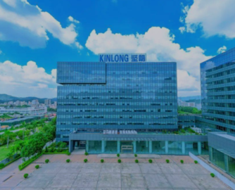 坚朗五金高管白宝萍拟减持300万股套现6858万元，为首次减持