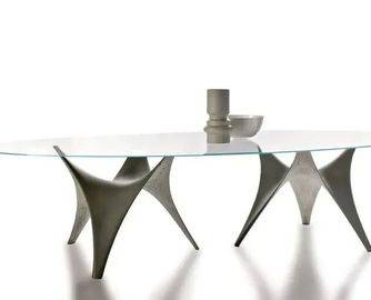 Molteni&C Arc餐桌 | 艺术感与稳定感的巧妙平衡