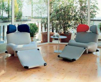 一把会“眨眼”的椅子：喜多俊之 x Cassina Wink椅，为家注入“活的灵魂”