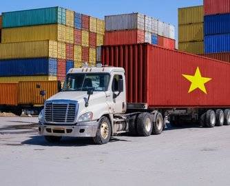  越南木制家具出口受美加征20%关税冲击，56%外销市场寻新出路