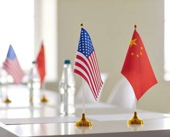 从代工到建厂：三轮浪潮下中国资本参与美国家具制造演变