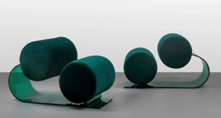 透明即力量：马尔齐奥·切基的有机玻璃躺椅与材料解放