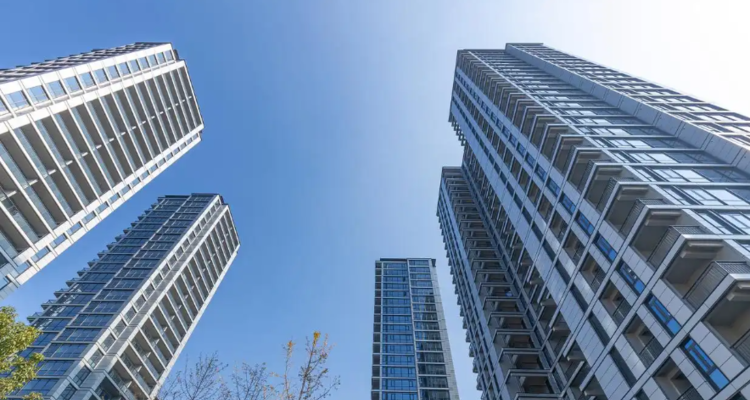 1-2月TOP100房企拿地总额同比下降52.4%