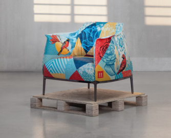 知名街头艺术家操刀！Archibald扶手椅联名款发布，全球仅200张