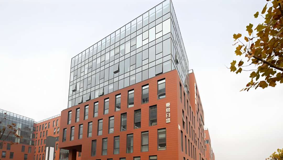 东易日盛完成工商变更：张建华正式成为法定代表人