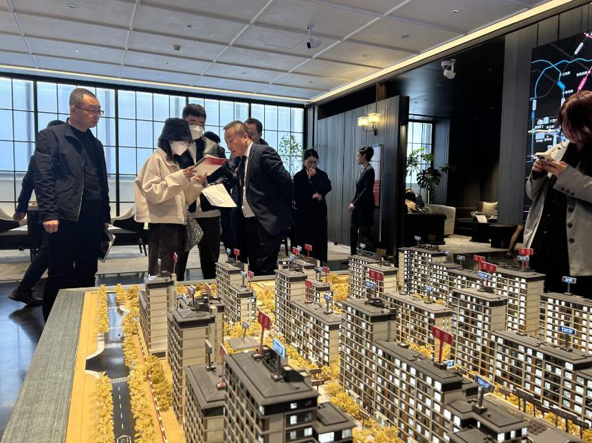 3月70城房价出炉：一线城市新房环比转涨，二手涨幅扩大至0.4%