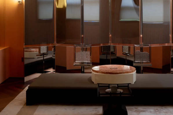 宋代朱红香几+良渚玉琮棋盘：素元“辋川系列”的东方美学密码