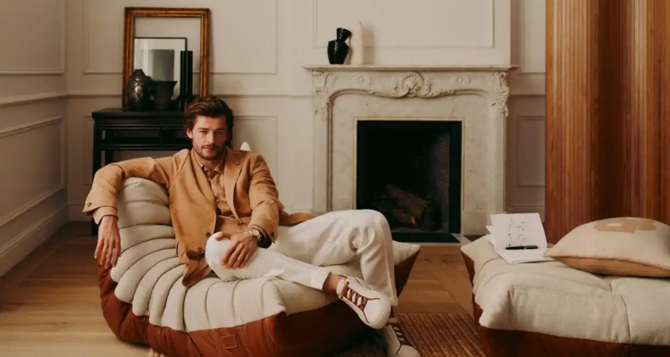 给沙发穿件“西装”：BOSS × Ligne Roset联名Togo沙发亮相