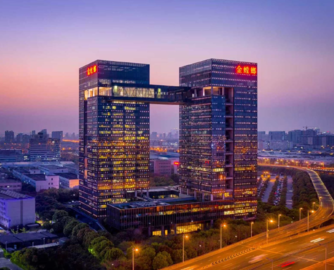 金螳螂中标越南机场近4亿元装修项目，股价连续四日涨停