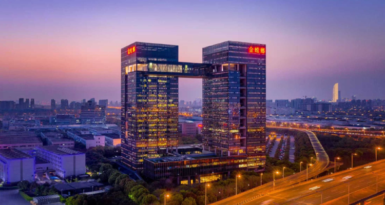 金螳螂中标越南机场近4亿元装修项目，股价连续四日涨停