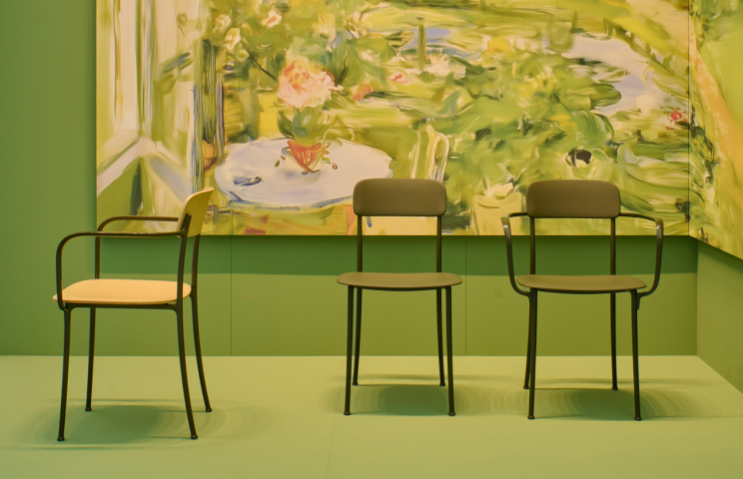 压铸铝写就的轻盈之诗：Kartell Savoia让工业材料有了流畅笔触