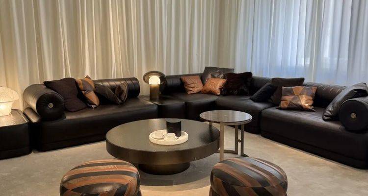 Versace Home 2026全新系列：用雕塑感重塑奢华