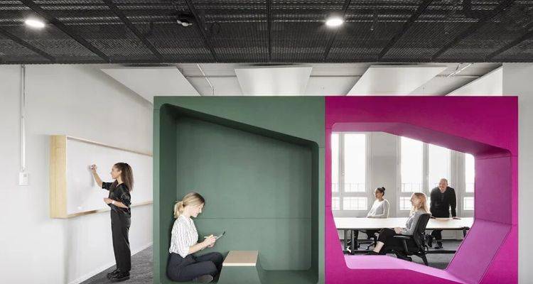 从跑酷运动到办公家具：Kinzo如何用动态思维设计Parkour柜式工作舱