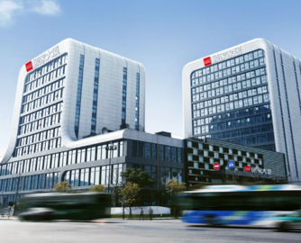 顾家定增发行价调整为不低于均价的80%，盈峰集团承诺认购全部股份