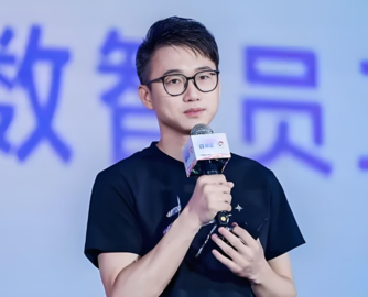 真爱美家官宣新掌门：探迹科技创始人陈开冉任董事长