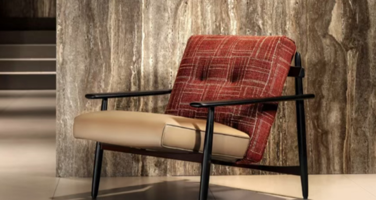 宽厚软包+纤细金属腿：Minotti Trio的“慵懒高级感”
