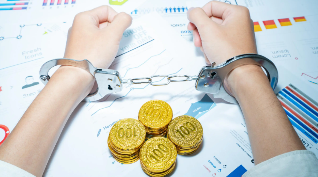 廉江一家具企业“买单配票”骗税202万，涉案人员最高获刑7年半