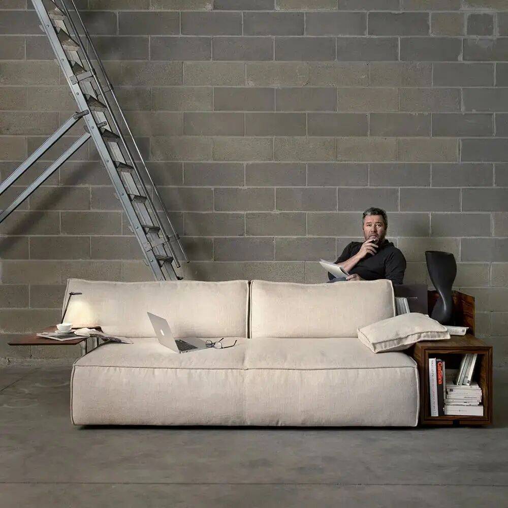 设计鬼才Philippe Starck 设计的沙发，意想不到的实用